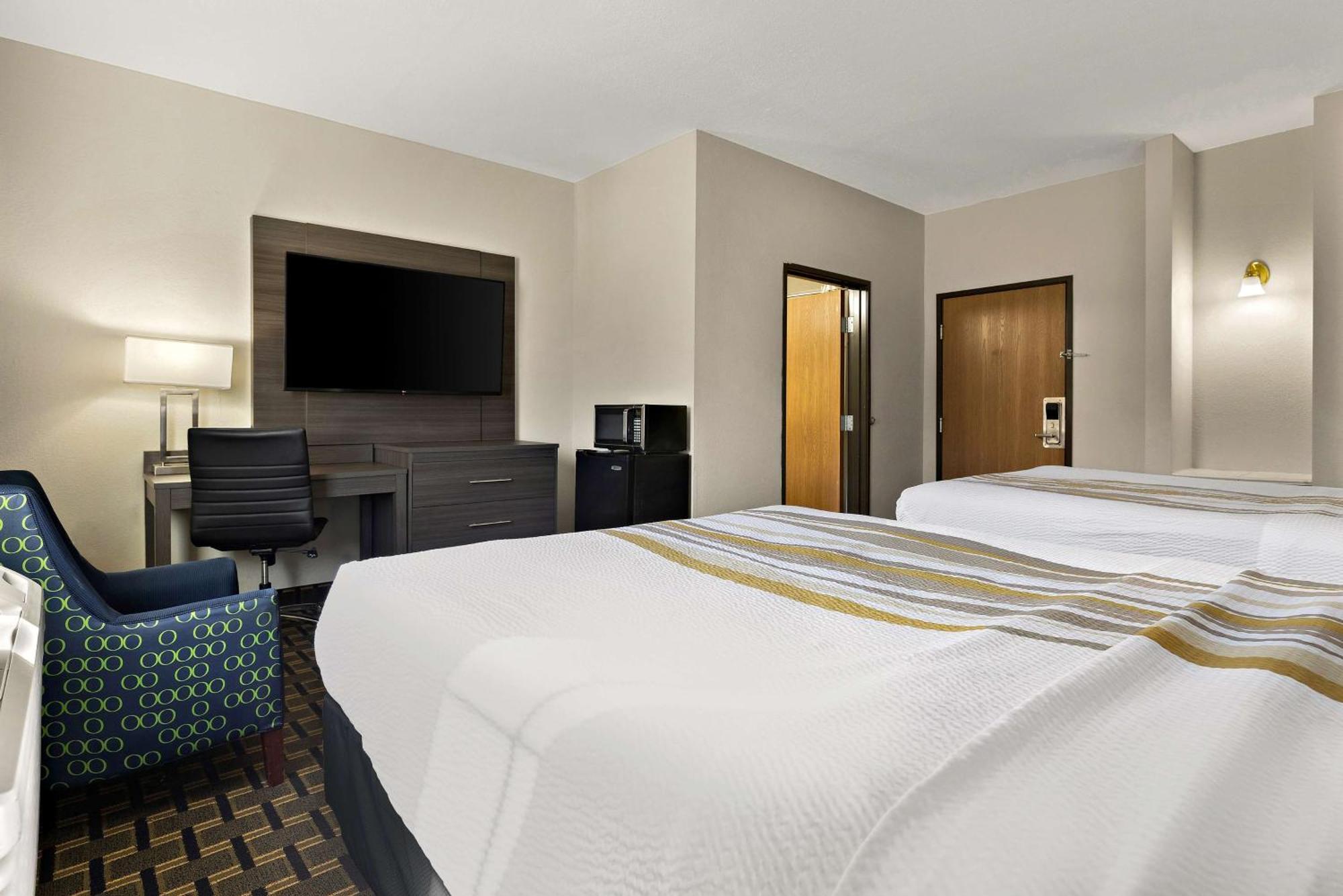 Surestay Plus Hotel By Best Western Tulsa East Eksteriør bilde