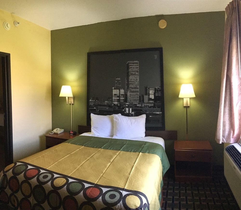 Surestay Plus Hotel By Best Western Tulsa East Rom bilde